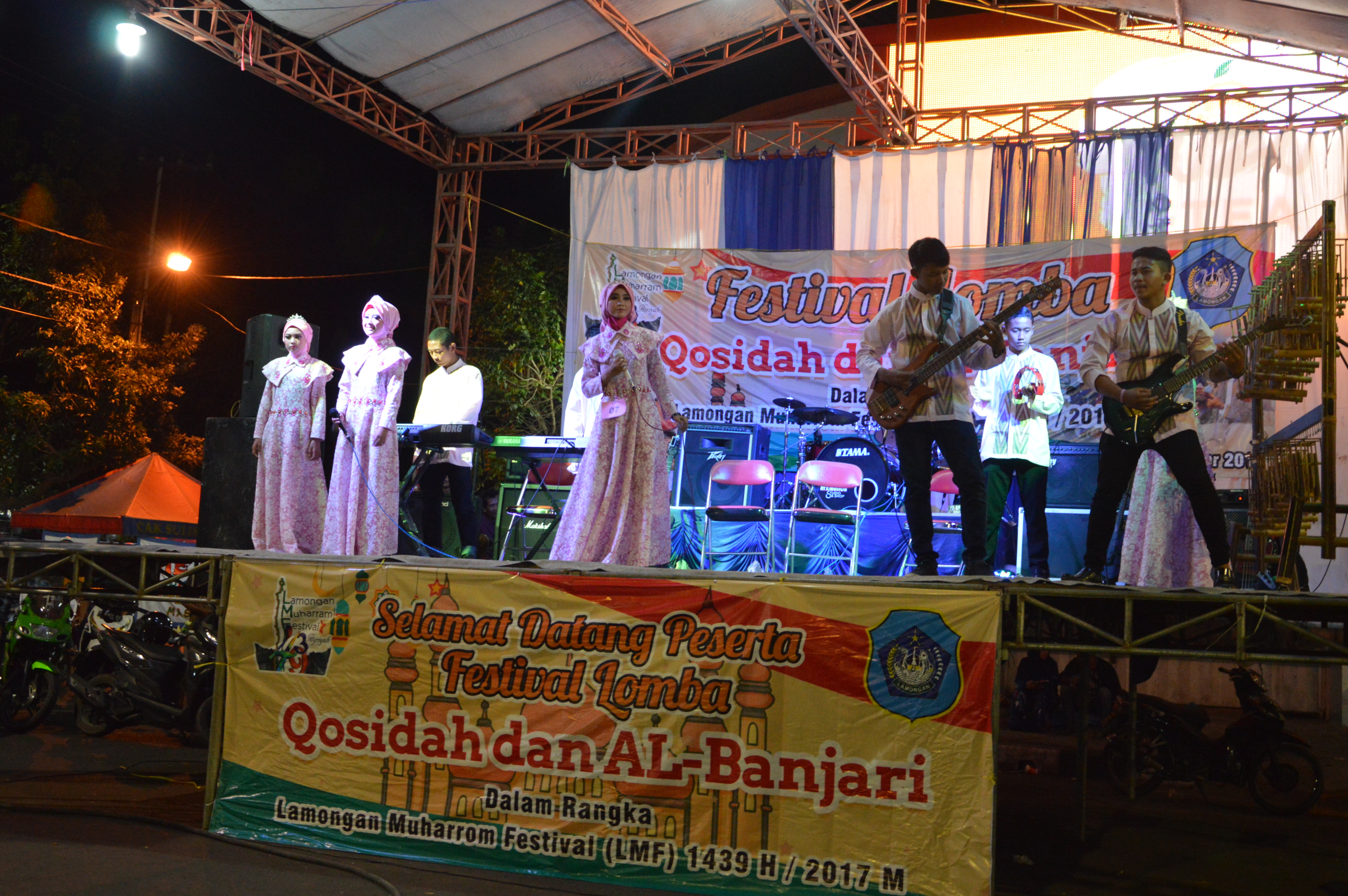 Read more about the article Grup Marawis “el-Maneba” Juara 1 Festifal Lomba Qosidah dan Banjari di Lamongan