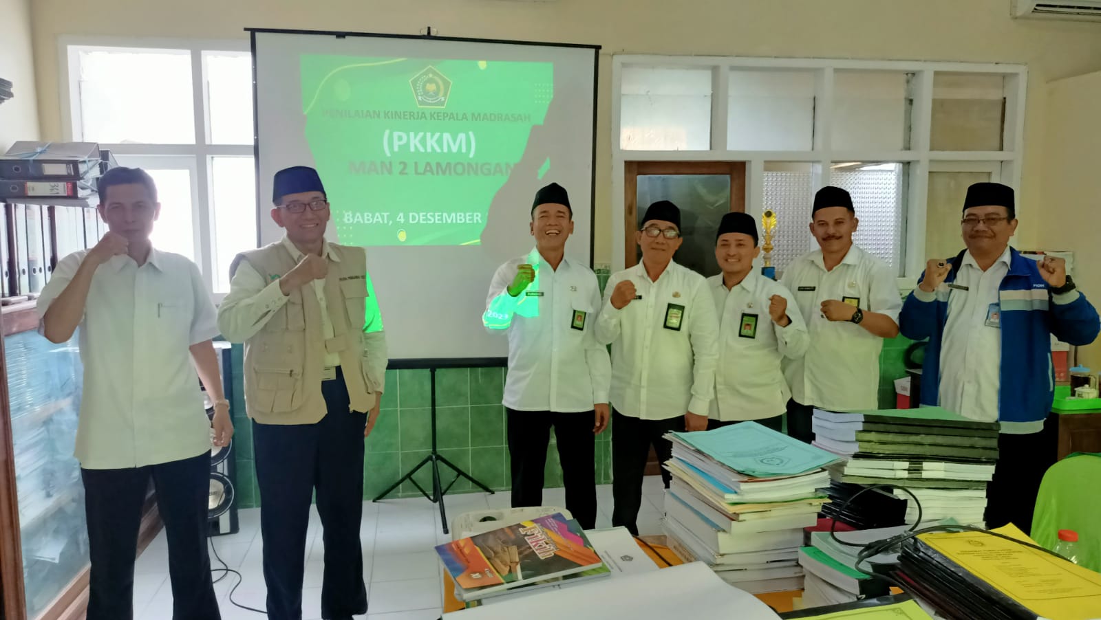 Read more about the article MAN 2 Lamongan Mendapatkan Apresiasi Yang Tinggi Dari Pengawas Bina Dalam PKKM