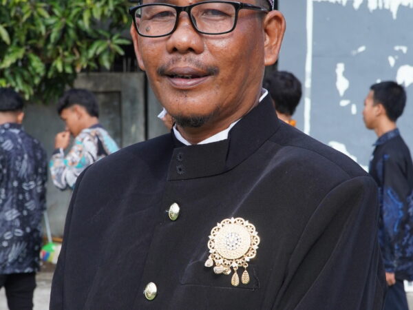 Abdul Rohim-Guru Sejarah Abdul Rohim-Guru Sejarah