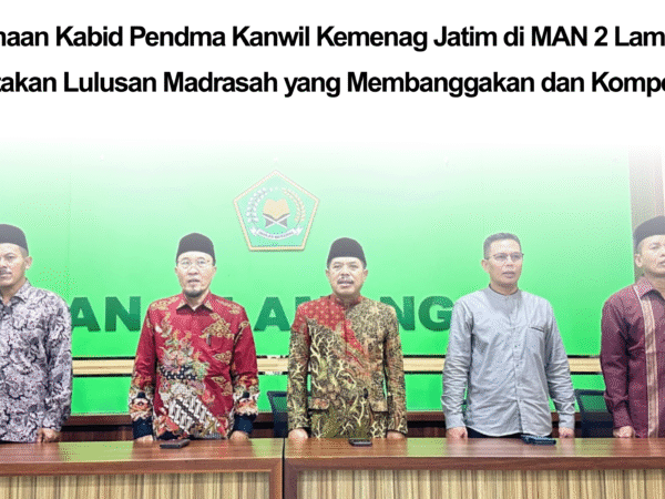 Pembinaan Kabid Pendma Kanwil Kemenag Jatim di MAN 2 Lamongan