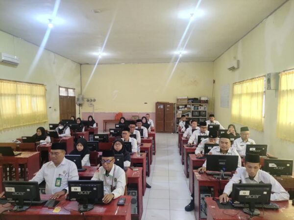 Gelora Semangat Guru MAN 2 Lamongan: Sulingjar 2025 Berjalan Lancar dan Penuh Antusiasme