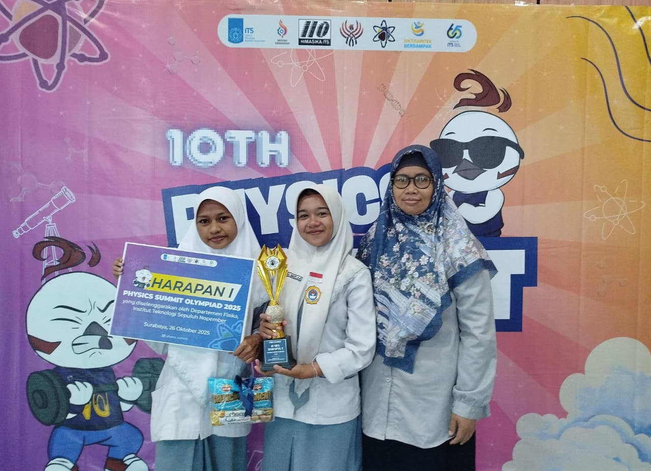 Siswi MAN 2 Lamongan Raih Juara Harapan 1 di Physics Summit Olympiad (PSO) ITS 2025 Siswi MAN 2 Lamongan Raih Juara Harapan 1 di Physics Summit Olympiad (PSO) ITS 2025